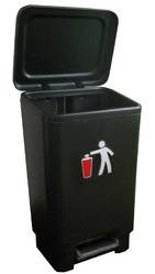 Cesto con pedal Step 35lt